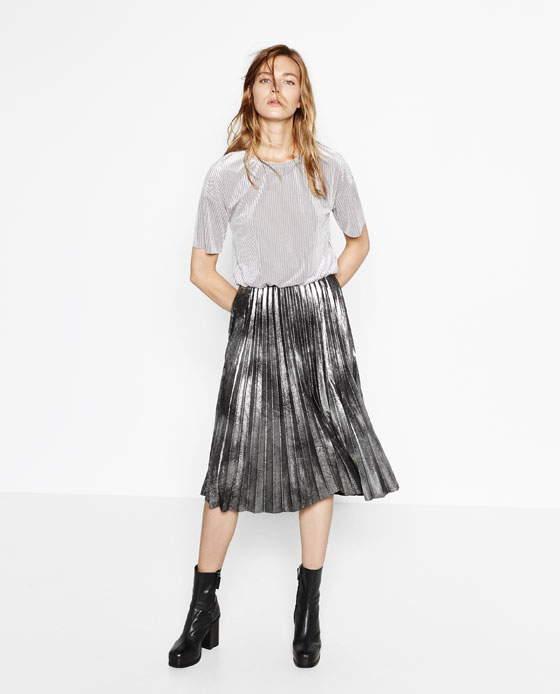 ZARA CROPPED VELVET T-SHIRT