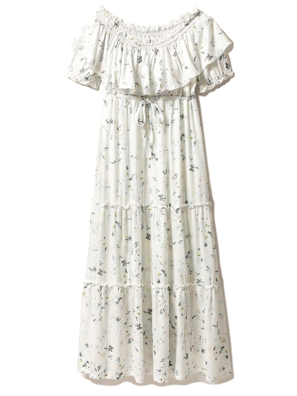 Flower Cup in Tiered Dress