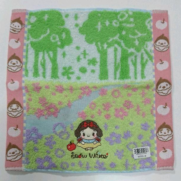Snow white towel
